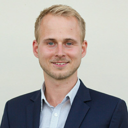 Dr. Nils Freitag
