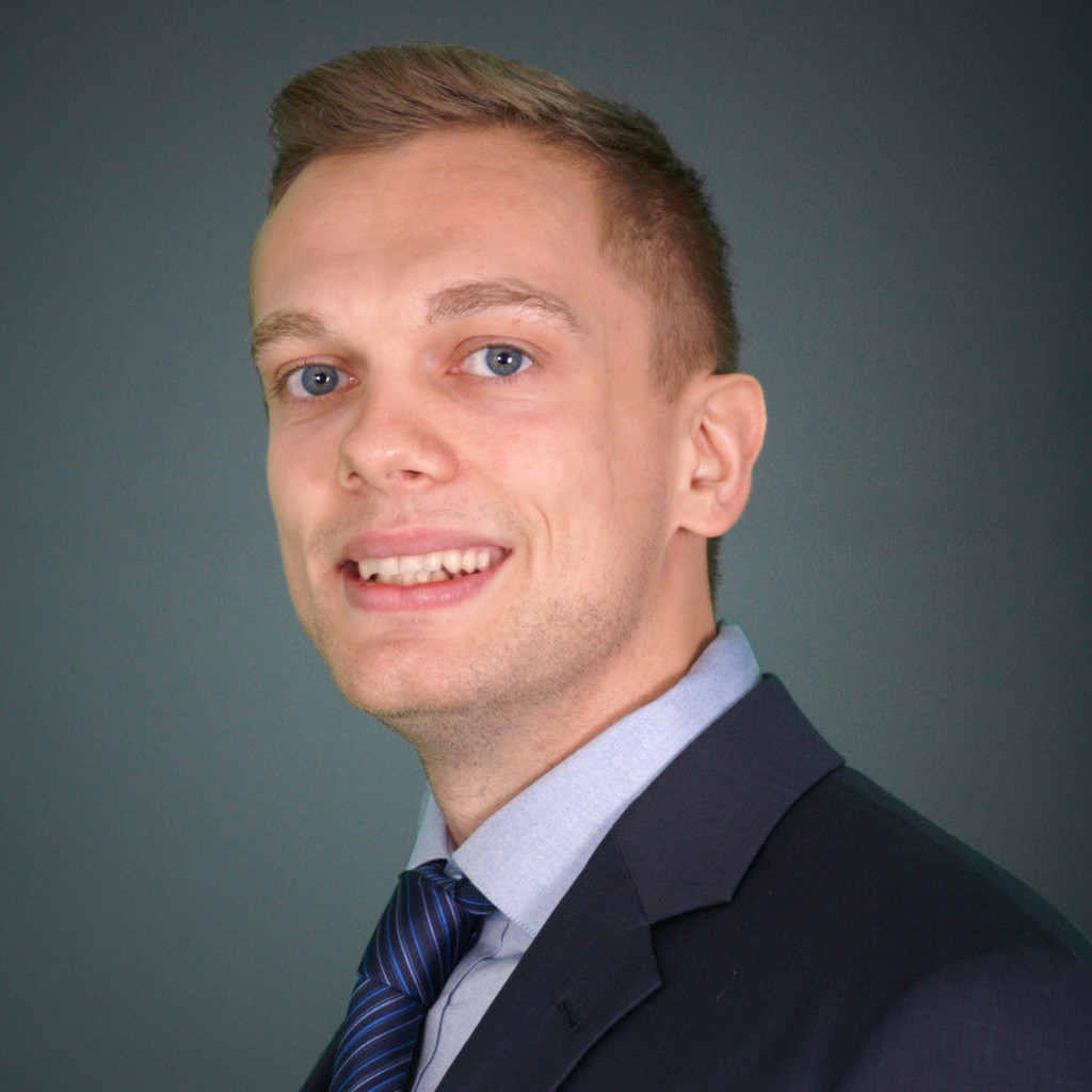 Henning Kiel - Asset Manager - AXA Investment Managers | XING