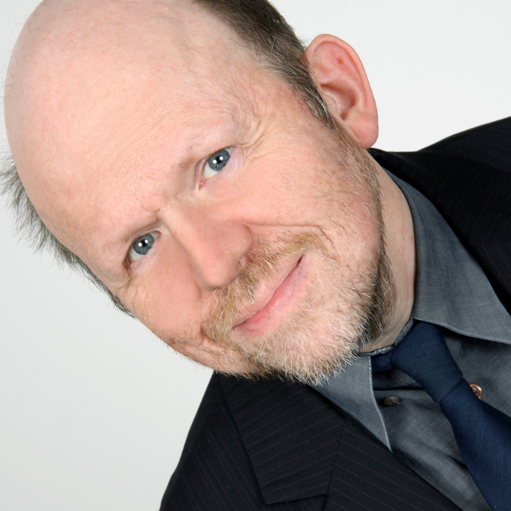 Dr. Thomas Dahmen Wissenschaftl. Mitarbeiter, z. Zt. arbeitssuchend