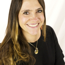 Julia Baur
