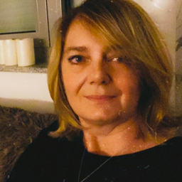 Nathalie Höll