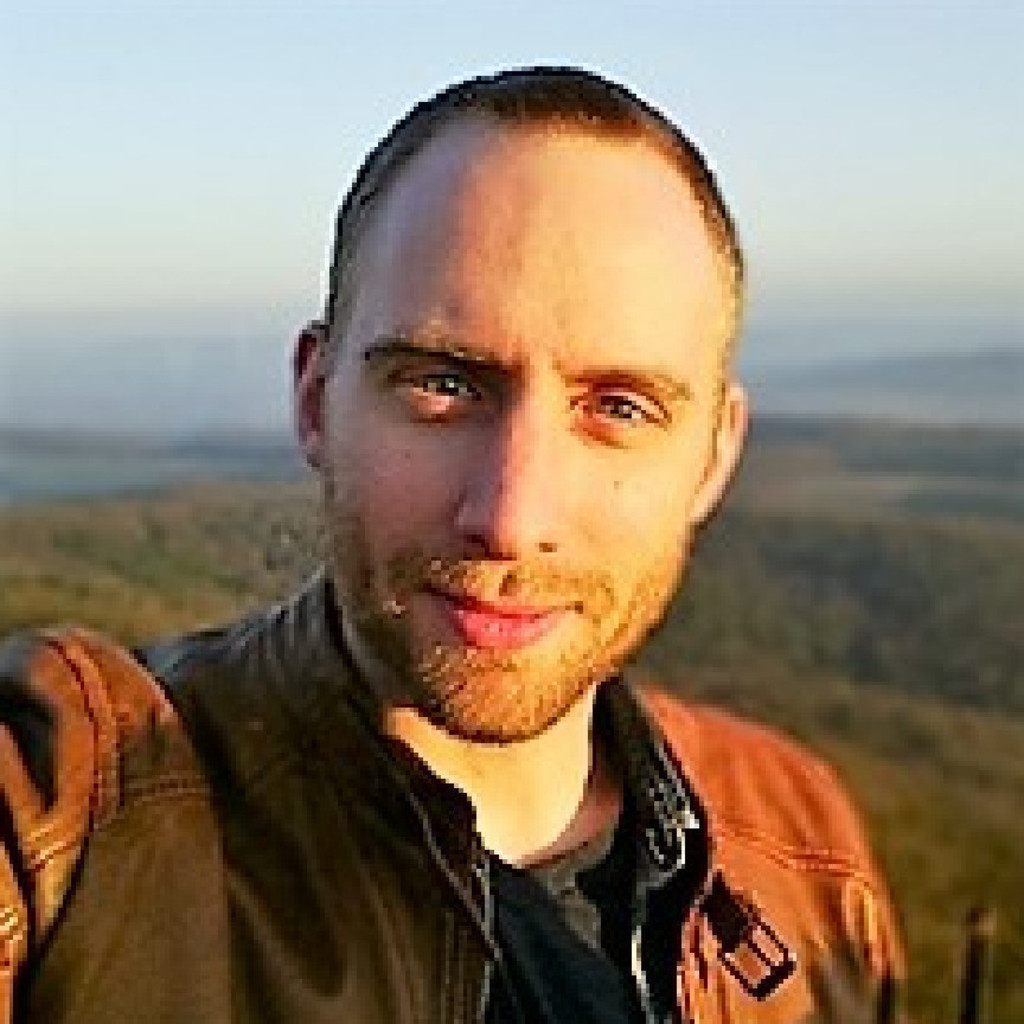 Dipl.Ing. Simon Brenner FullStack WebEntwickler mb AEC Software