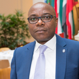 Dr. Jacobs Edo