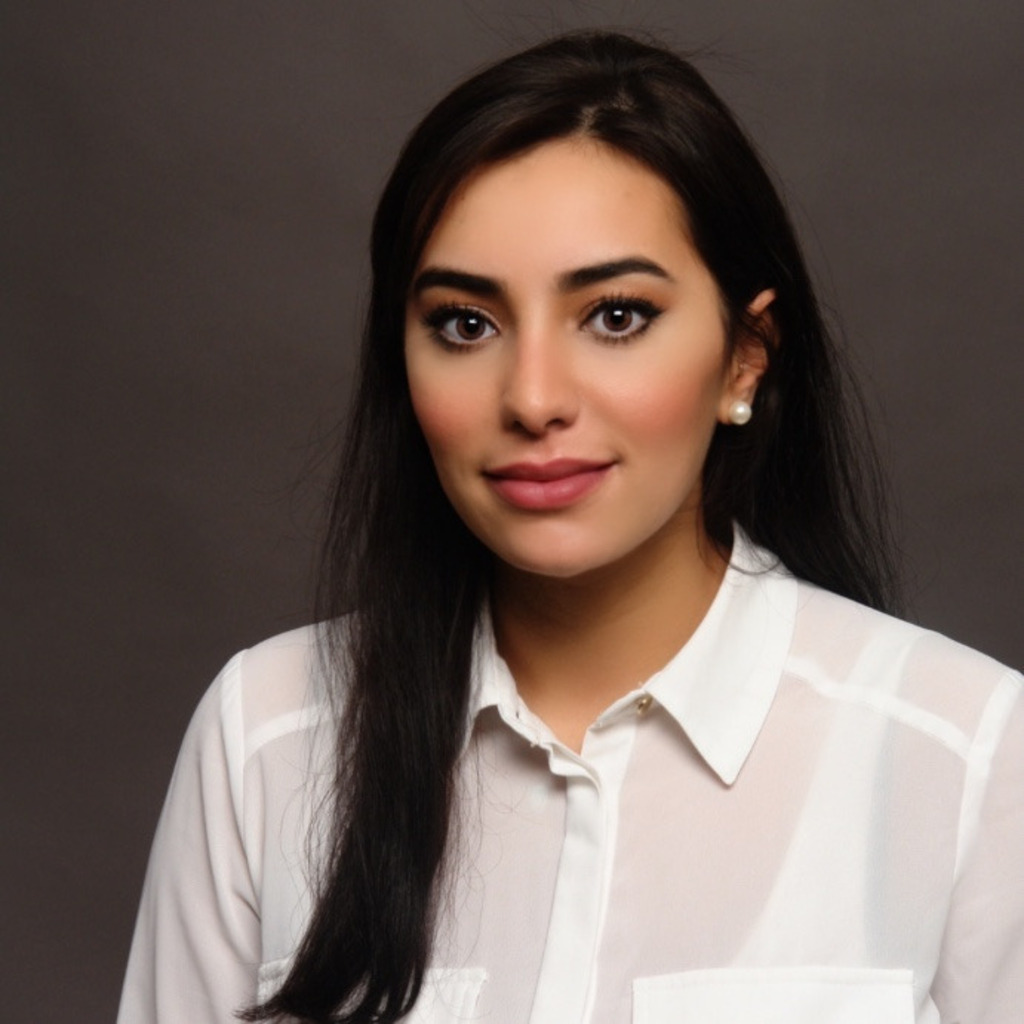 Farah El Yousfi Projektmanagerin / Stellvertretende PDL Kursana