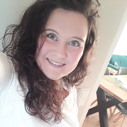 Stephanie Volland