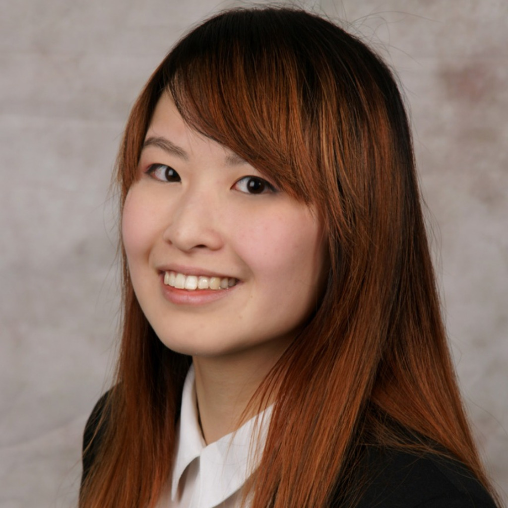 Maria Duong Werkstudentin Innovationsmanagement DATEV eG XING