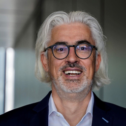 Dr. Sinan Perin