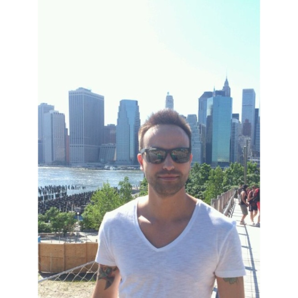 Social Media Profilbild Tim Tetz Köln