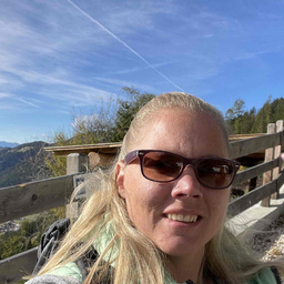 Berit Sinowzik