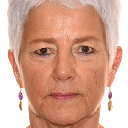 Carola Kaps
