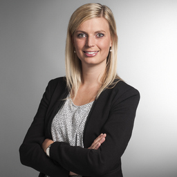 Nadine Troebs