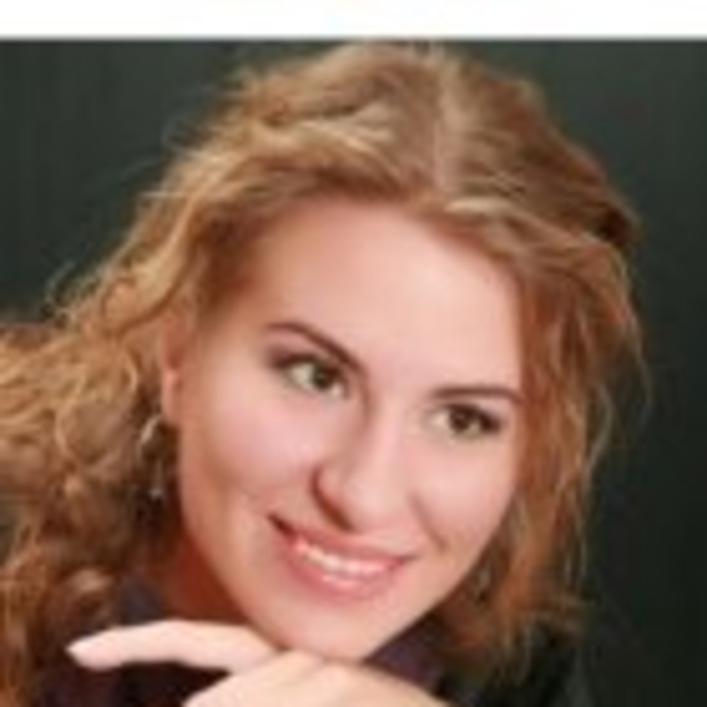 Anna Kovalchuk менеджер по персоналу BDO XING