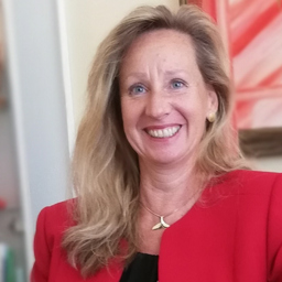 Sylvia Teichmann   (geb.Carlile)