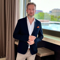 Thomas Helten