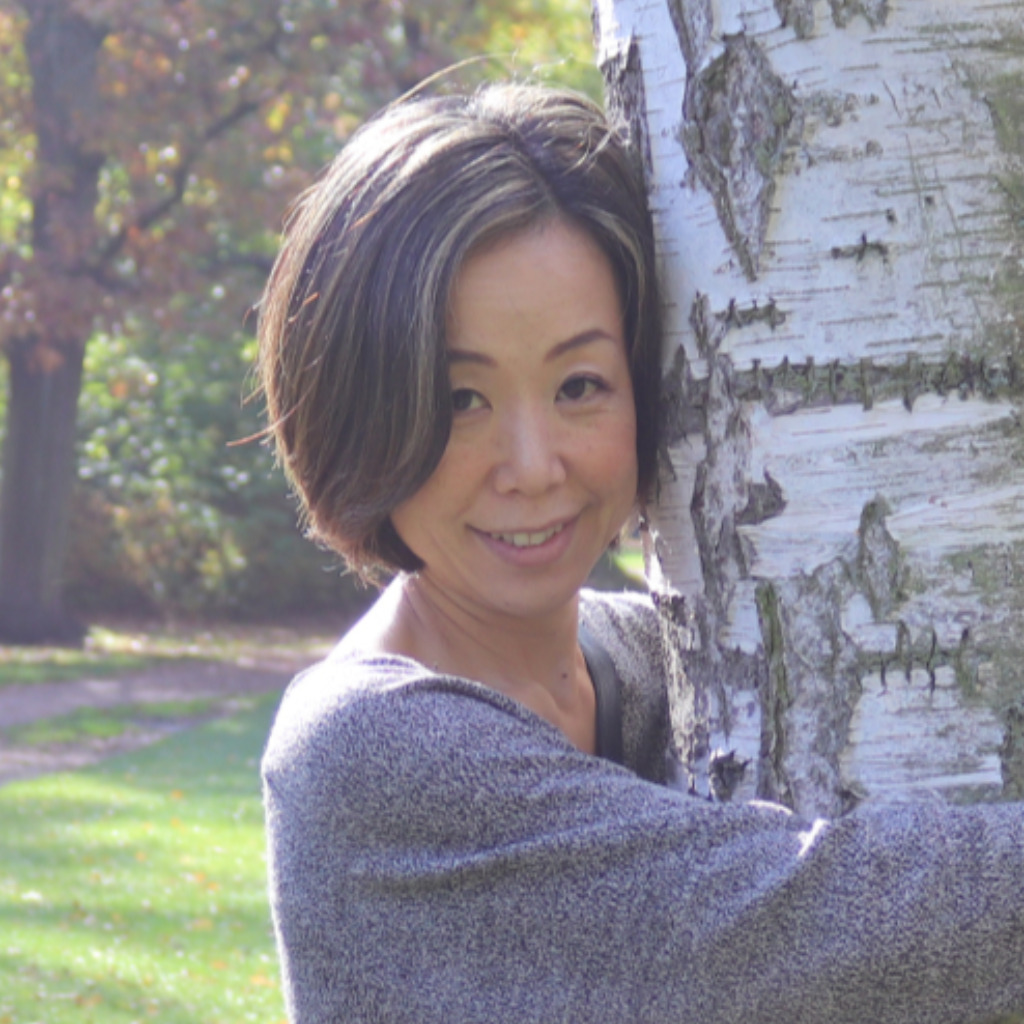 Noriko Kambe Web Designer Lazy Noriko XING