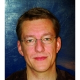 Dr. Andreas Walker