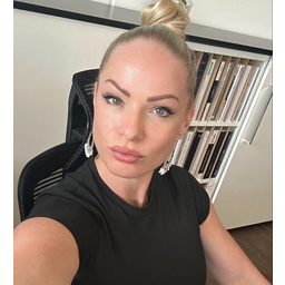 Jana Gangl
