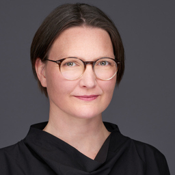 Dr. Christine Solf