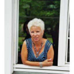 Christel Gausmann