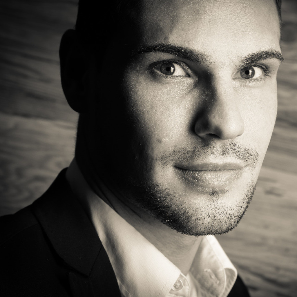 Andreas Ries Geschäftsführer EKUElektronik GmbH Leiningen XING