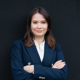 Alzamiya Lavretsova
