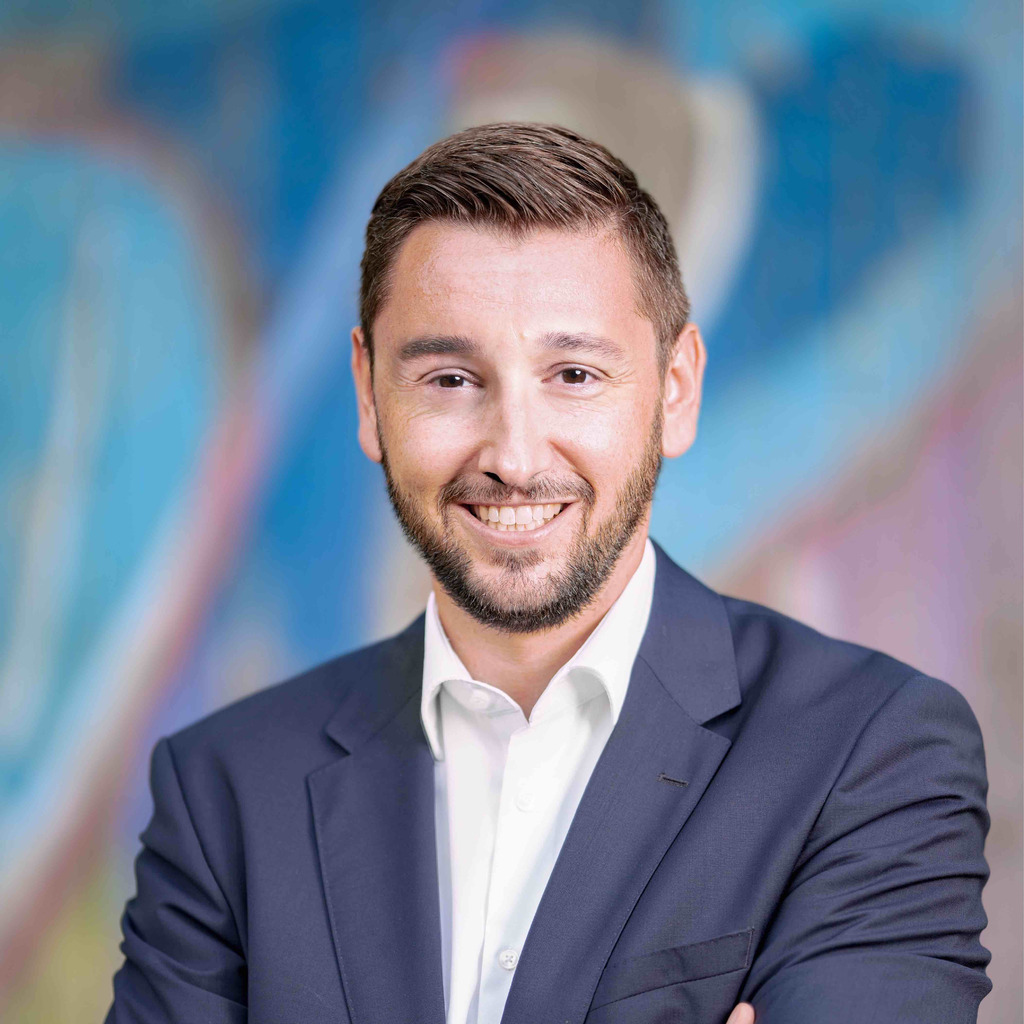 markus-b-hme-managing-director-financial-services-accenture-xing