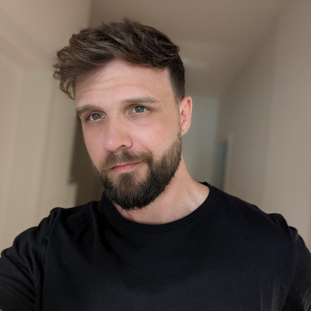 Vasilij Sukatschjov Prozessingenieur im Bereich Logistikplanung