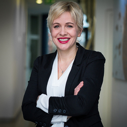 Claudia Jung