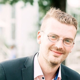 Lukas Reinhold  Zimmer