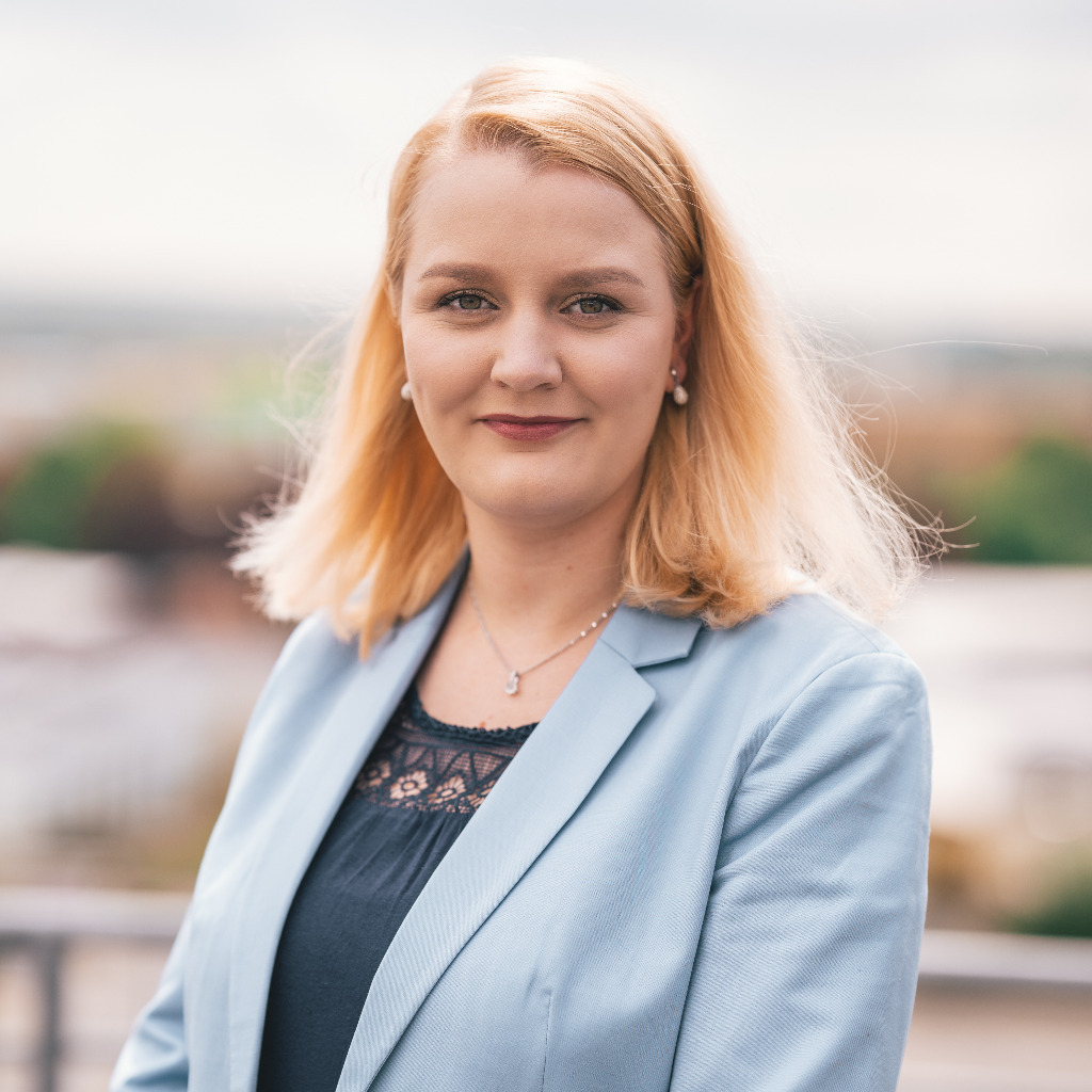 Verena Meier - Senior Solution Engineer - Serviceware SE | XING