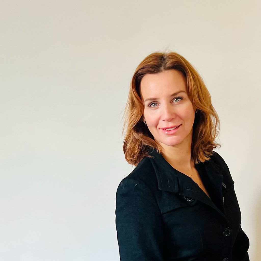 Julia Schie assistenz GBR FraunhoferGesellschaft XING