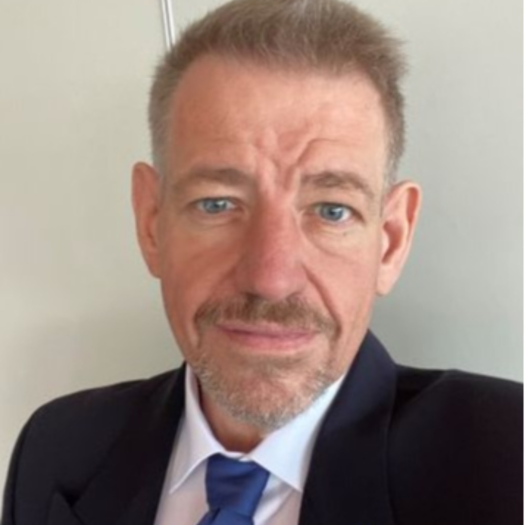 Dirk Walter Jost Gruppenleiter Technology Enterprise Customized