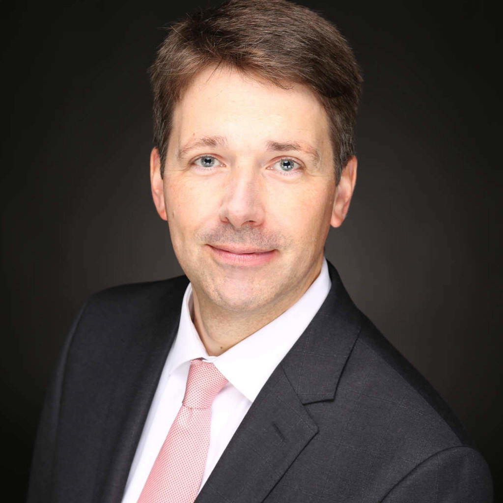 Jens Stuehmeier Executive Director Institutional Wealth Management