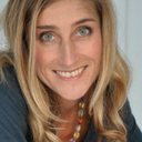 Claudia Mayer