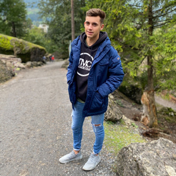 Lucas Schneider