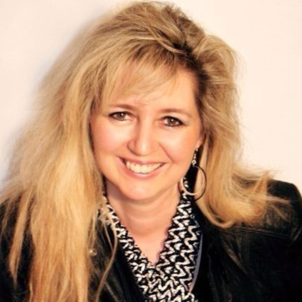 Astrid Schwarz - Abteilungsdirektorin - PlanetHome Group GmbH | XING