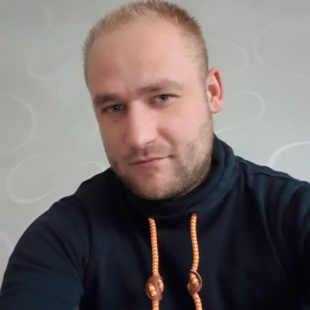 Simon Bak Lagerleiter H. Janssen & Co. KG XING