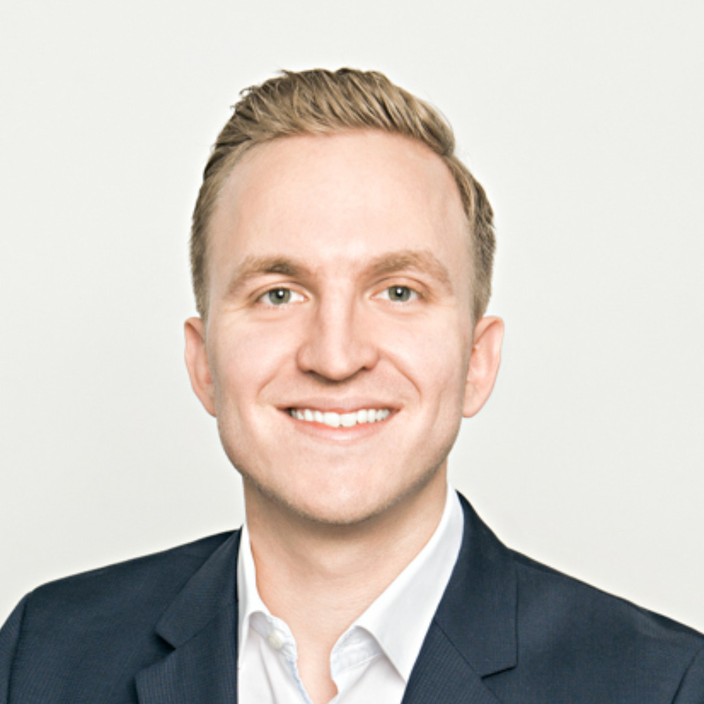 Jakob Adams Investment Banking Analyst Raymond James XING