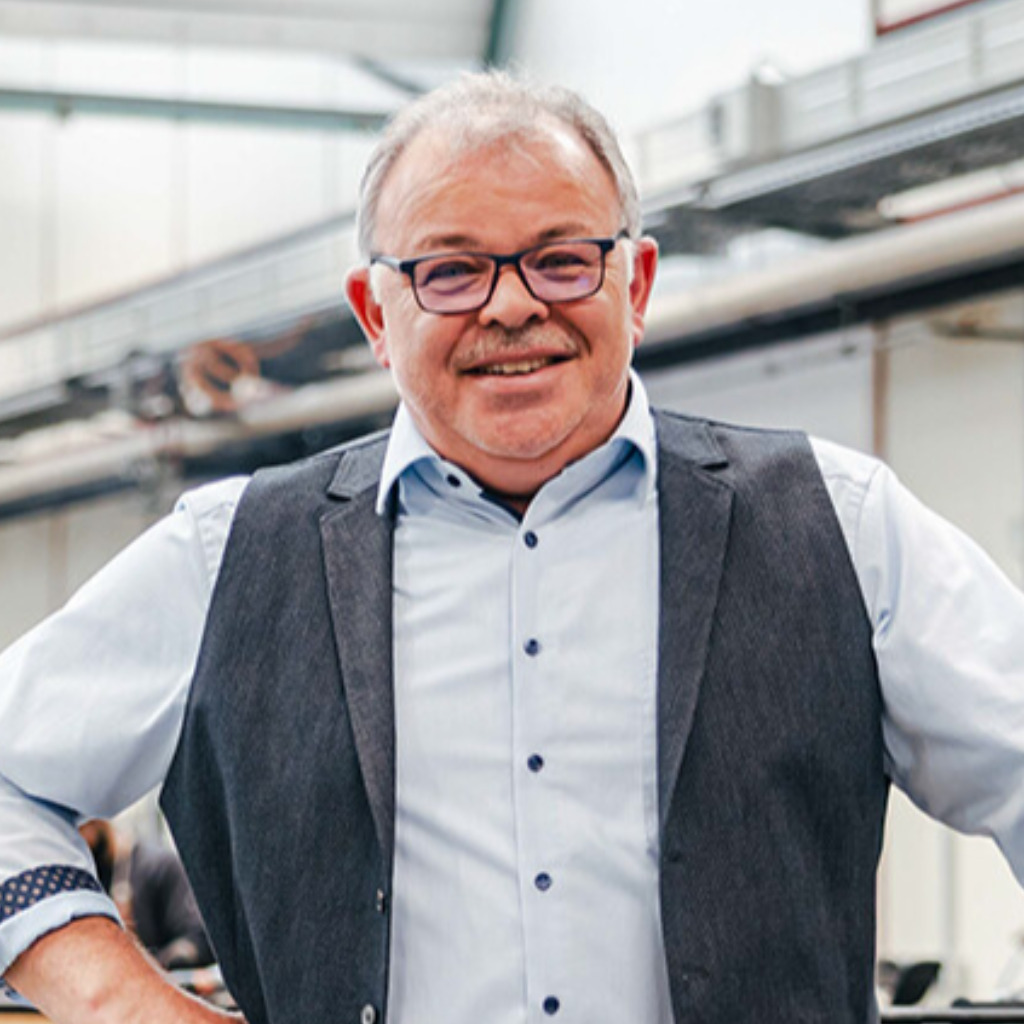 Matthias Wolf Vertriebsleiter Süd West Pfisterer Kontaktsysteme