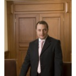 TAYFUN ÖZÇAY