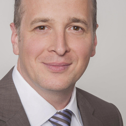 Dr. Simon Hanslik