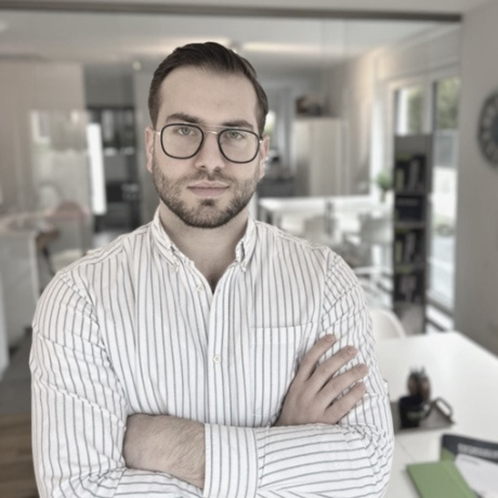 Dominik Pino COO POWERPARX XING