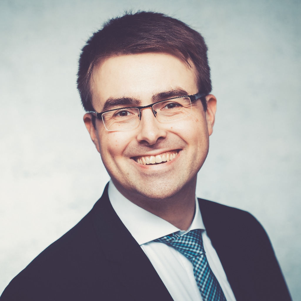 Dr. Christoph Picker Spezialist NonPerforming Loans Commerzbank AG