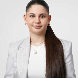 Yelda Akyüz 