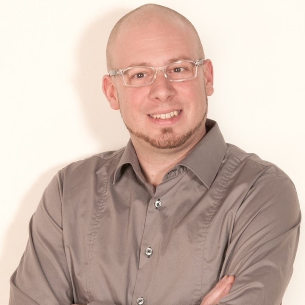 Dr. Simon Bauer Senior Director Quality and Innovation