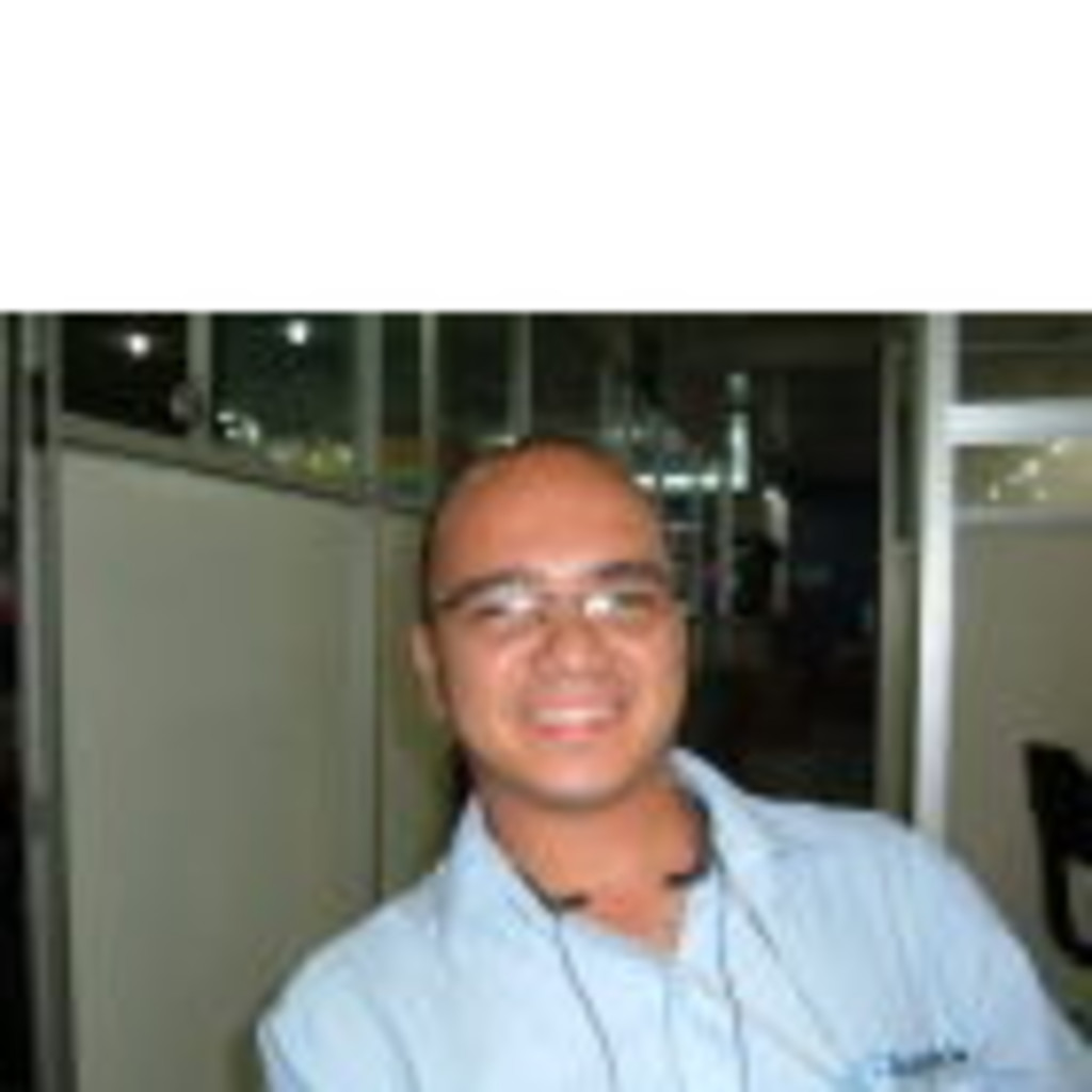 leonardo Cortès Llanos Administrador Multiservicios Leo XING