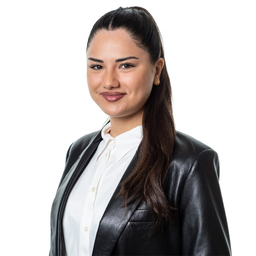 Özge Kelebek-Orhan