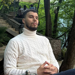 Denis Yukhnovets