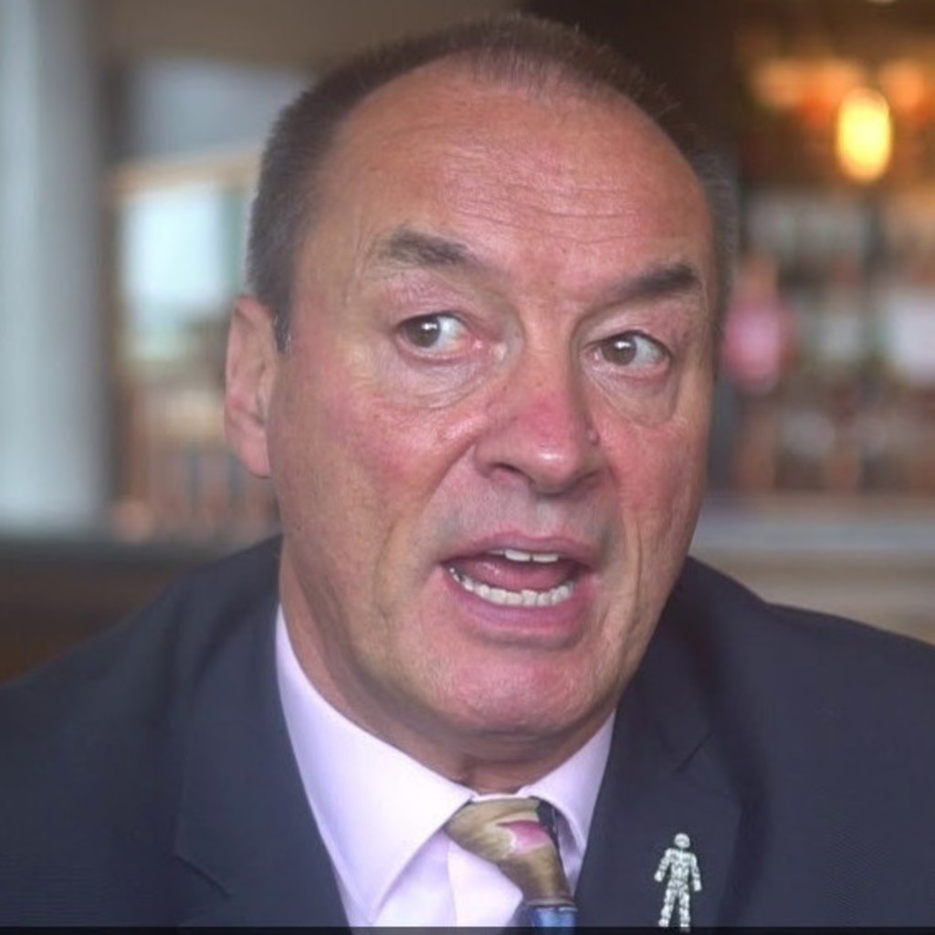 Elvin Box Assosciate Director Business Leader for Perfromance