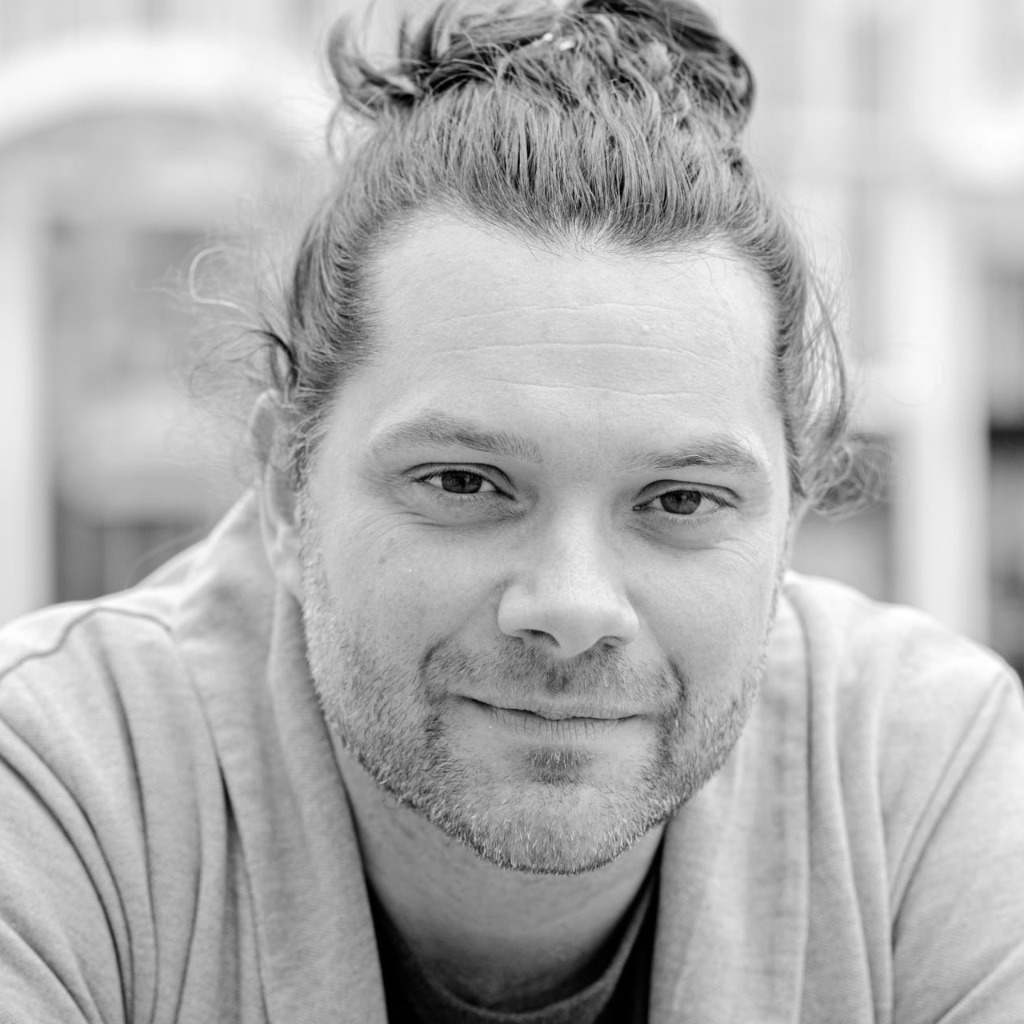 Mag. Luigi Lo Grasso Freier Redner, Moderator und Entertainer Luigi